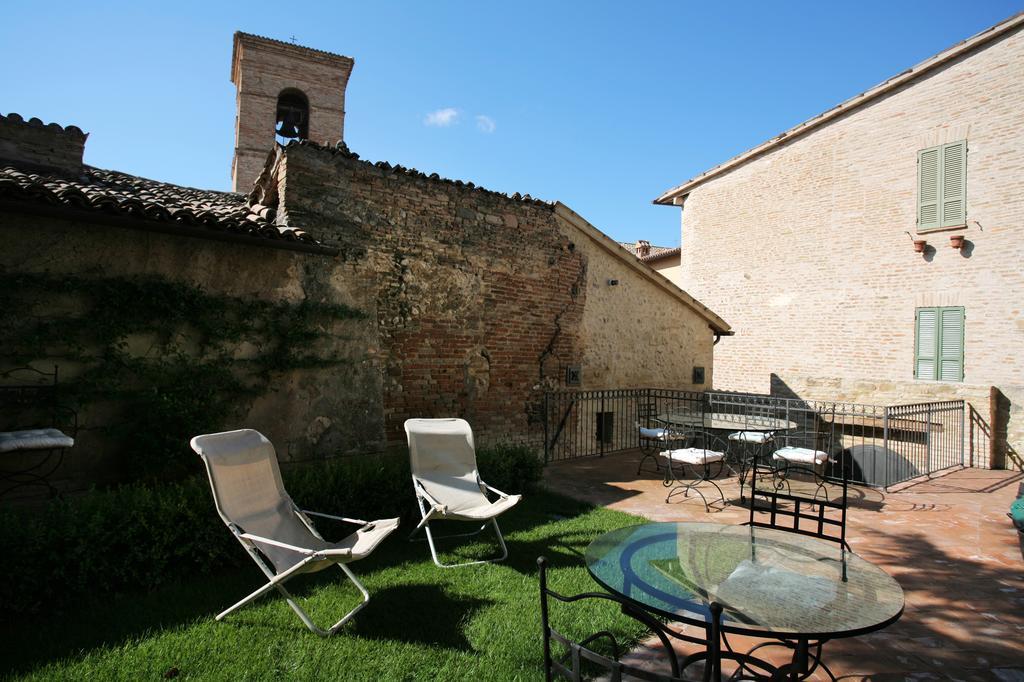 L'Arco Romanico Montefalco Exterior photo